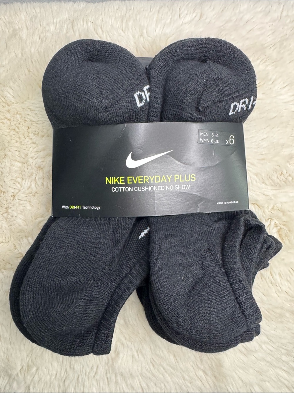 Nike Everyday Plus Black Socks- 6 Pack (Medium)